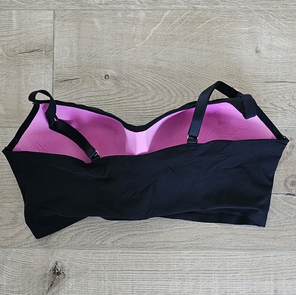 Pink wireless bra (black) - Picture 3 of 4